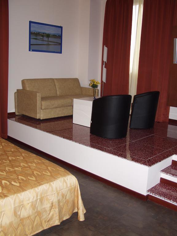 Hotel Mareschi Palace Novara Eksteriør bilde